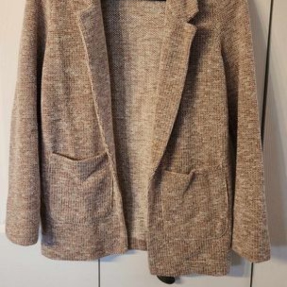 Topshop Beige + Light Brown coloured Sweater-like Blazer - Picture 3 of 3